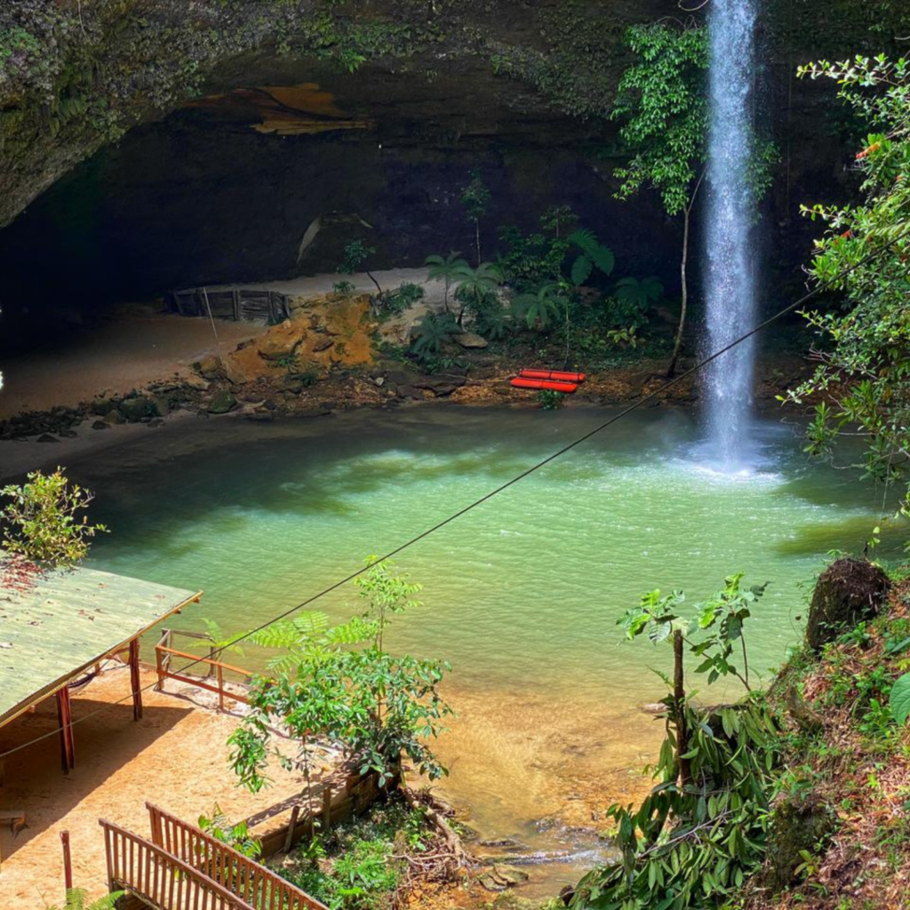 PASADIA EN CHARCO AZUL