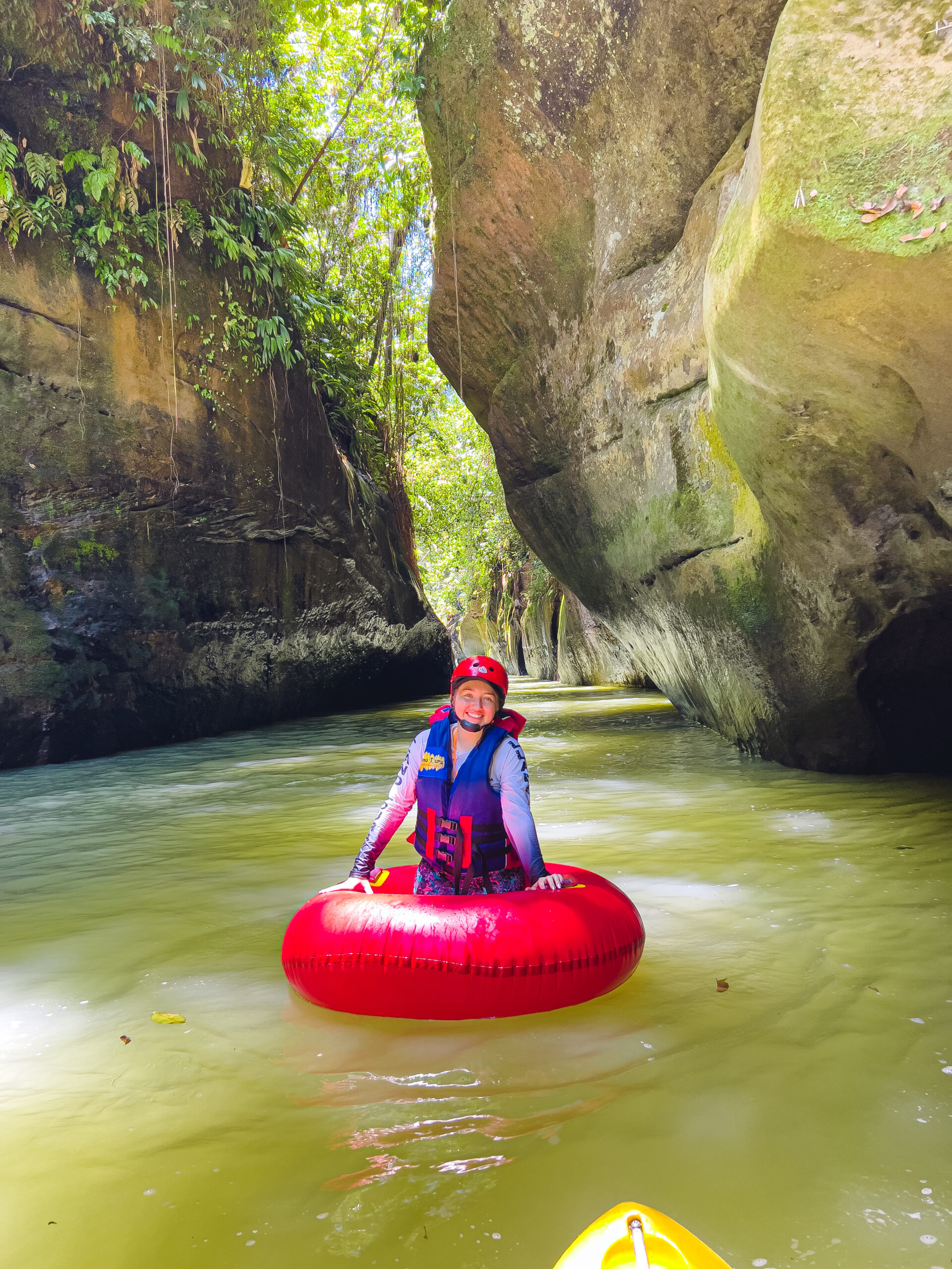Pasadia Tubing y Cascada