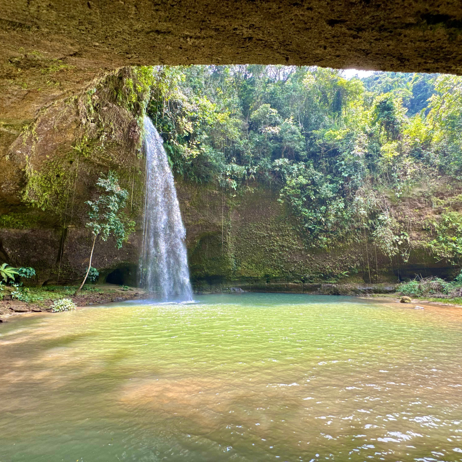 Cascada Charco Azul